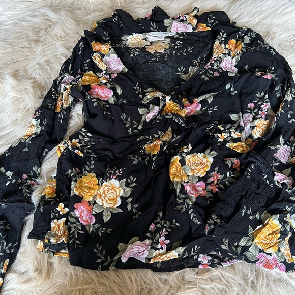 Flowy Boho American Eagle blouse - Picture 2 of 3